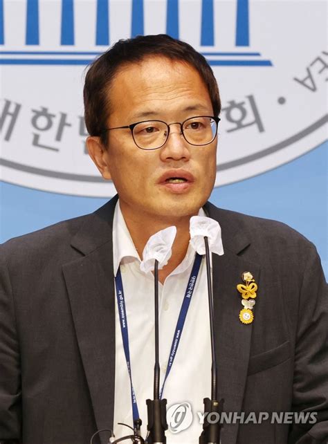 당 대표 선거 출마 선언하는 박주민 의원 연합뉴스