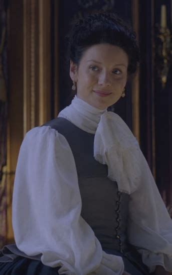 Outlander In Paris Season 2 Outlander Costumes Outlander Film