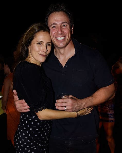 Chris Cuomo Reveals His Wife Cristina Also Has Coronavirus Daily Mail