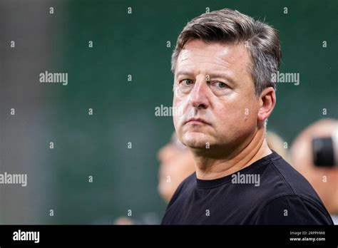 Kosta Runjaic Trainer Von Legia Beim Polnischen PKO Ekstraklasa League