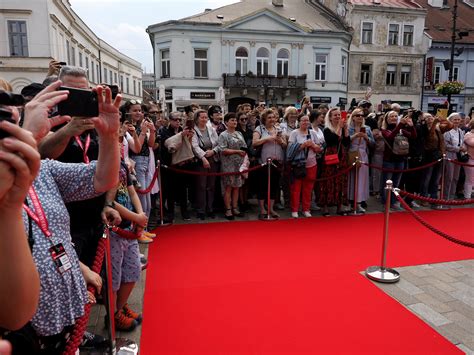 Gal Ria Odovzdanie Ceny Hercova Misia Na Hlavnej Ulici V R Mci Art