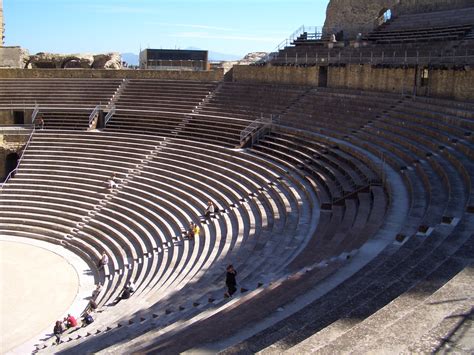 Orange Roman Theatre Travel Attractions, Facts & History