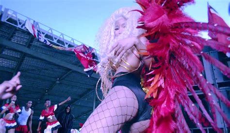 Nicki Minaj Dildo Porn