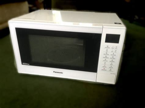 Less Than 1 Year Old Panasonic Microwavegrillconvection Oven Model