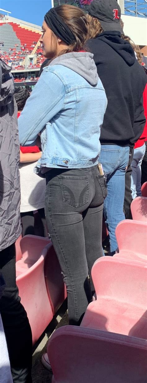 Pin On Sexy Jeans Girl