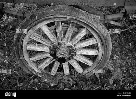 old wagon wheel wood wooden Stock Photo - Alamy