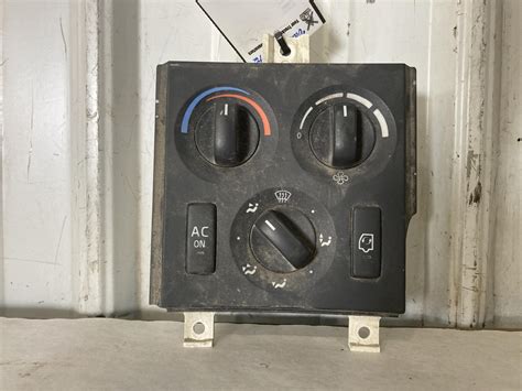 21326144 Volvo VNL Heater AC Temperature Control For Sale