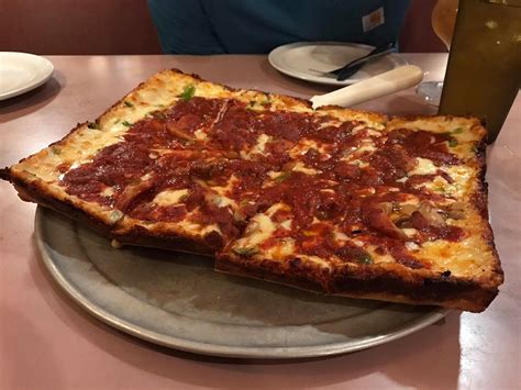 789 Best Detroit Style Pizza Images On Pholder Pizza Food And Food Porn