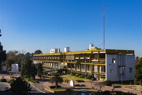 Casa De Gobierno De La Pampa Yezugun Dar Aviso