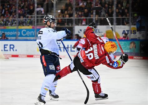 Nord Süd Duell im Viertelfinale Profis ERC Ingolstadt