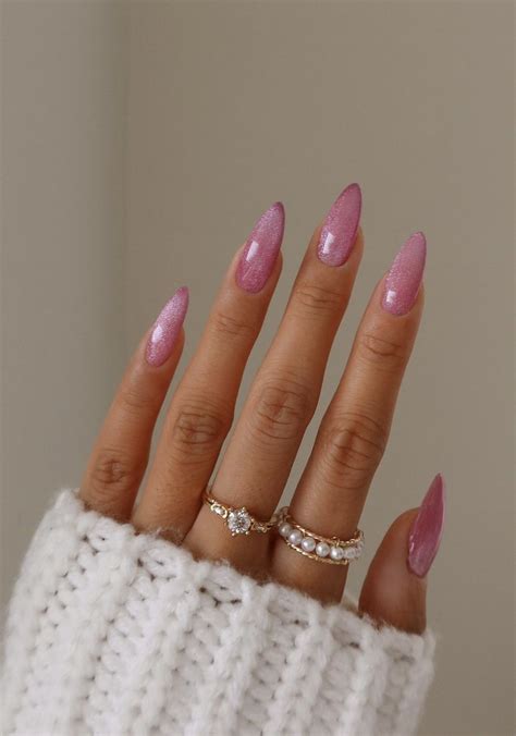 Here Are The 15 Coolest Fall 2024 Nail Trends To Obsess Over Stylish