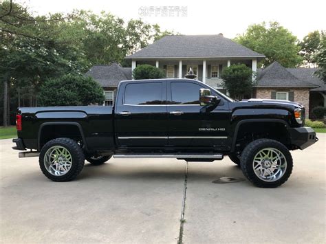 2019 GMC Sierra 2500 HD With 22x12 44 Hostile Sprocket And 35 12 5R22