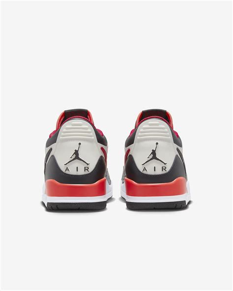 Air Jordan Legacy 312 Low Men's Shoes. Nike BG