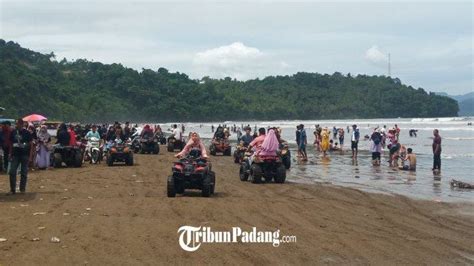 Mengenal Pantai Air Manis Lokasi Batu Malin Kundang Yang Tenggelam