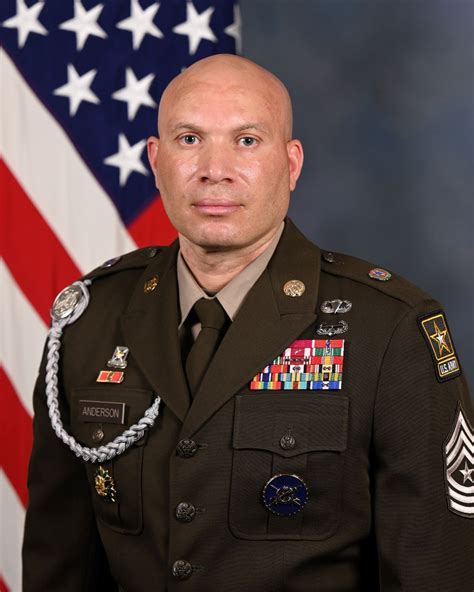 army finance  comptroller sergeant major reports  duty