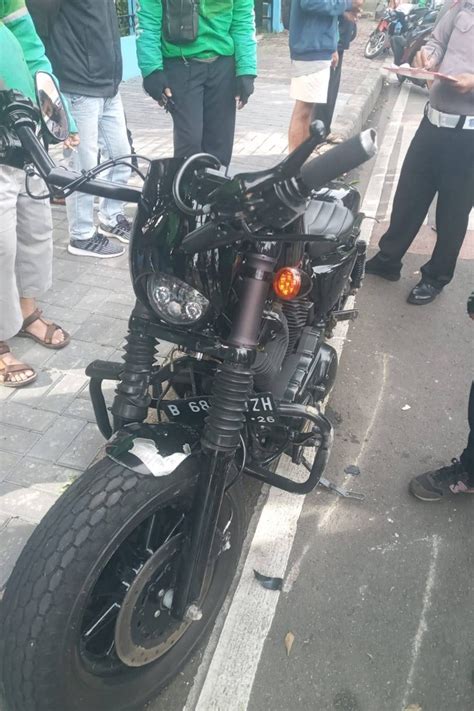 Penampakan Harley Davidson Yang Tabrak Nenek Penjual Tisu Di Jakpus