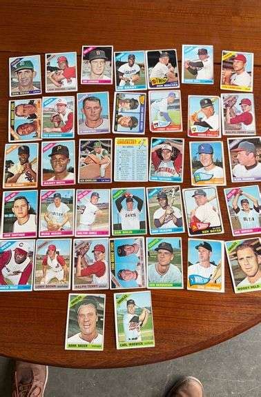 S Topps Baseball Cards Lot Hash Auctions