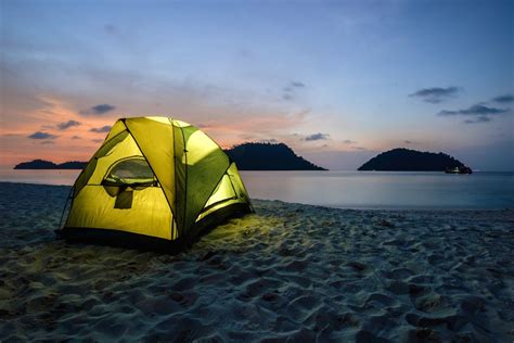 7 BEST Tents For Beach Camping [2025 Guide]