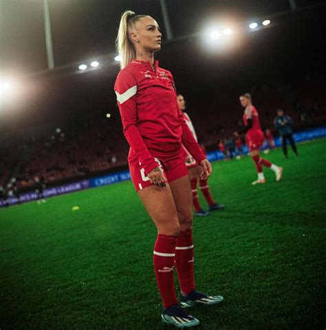 Whos Footballs Sexiest Female Player Alisha Lehmann The Swiss