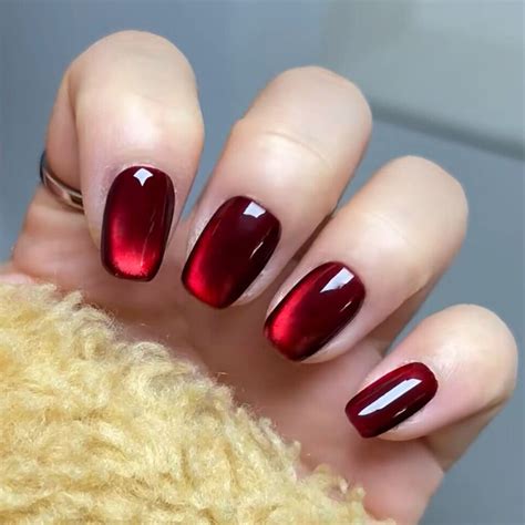 24pcs Cherry Red Cat Eye False Nail Short Square Press On Nails For