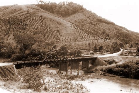 Cerro Azul uma história em construção agosto 2011