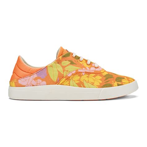olukai sandals women 7