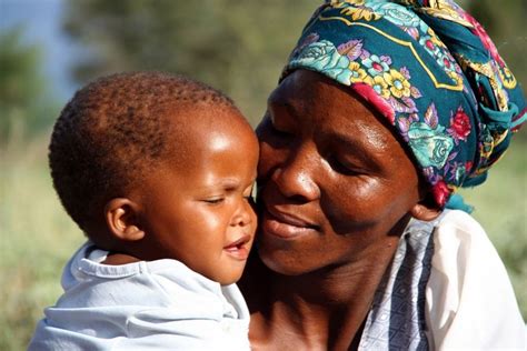 Nama Tribe Mother And Child Namibia Namas Are The Aboriginal People