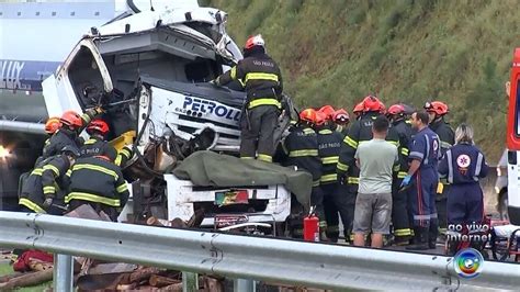 Acidente Entre Caminhões Deixa Ferido E Complica Trânsito Na Raposo Tavares Sorocaba E Jundiaí