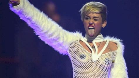 Miley Cyrus NUDE Compilation Porn Videos