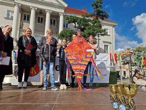 KONKURS NAJBARDZIEJ SPEKTAKULARNY LATAWIEC Szkoła Podstawowa nr 15