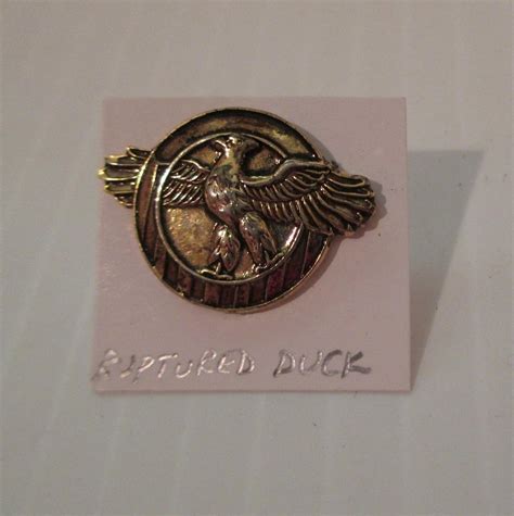 1 Ruptured Duck, WWII Honorable Service Lapel Pin