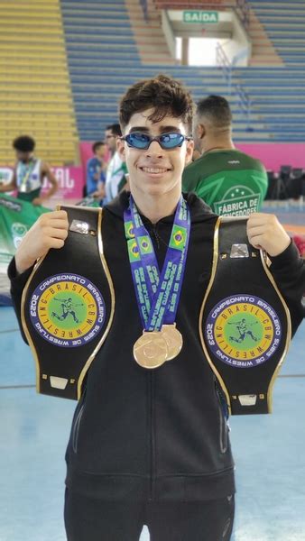 Pedro Arapiraca Leva Duplo Ouro No Brasileiro U De Wrestling E Vai