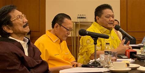 Airlangga Diganti Anggota Dewan Pakar Partai Golkar Sebut Nama Luhut