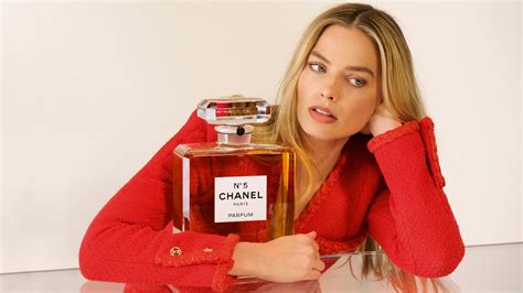 Margot Robbie Est La Nouvelle G Rie Du Num Ro De Chanel Vanity Fair