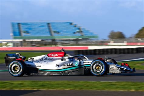 Spies Hecker Lleva A Mercedes AMG Petronas F1 De Vuelta Al Plata Carnews