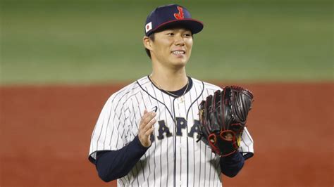 MLB rumors: Yoshinobu Yamamoto, Giants meet amid pitcher’s free-agency ...