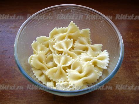 Салат с макаронами, тунцом и помидорами: 10 фото в рецепте