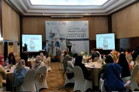 Kemendag Gelar Seminar Dan Kurasi Road To JMFW Di Kota Semarang