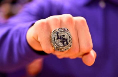 Lsu Baseball Players Get Their National Championship Rings Lsu