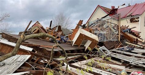 Deadly Tornado Hits Missouri Leaving Neighborhoods Devastated