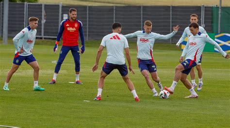 Eurocopa Selección de España seguiría sin plantel completo en la