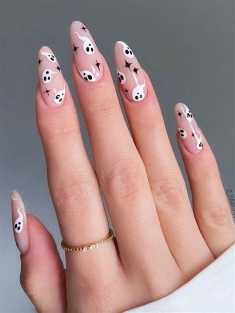 55 Spooky Cute Ghost Nails That Are Perfect For Halloween Halloween