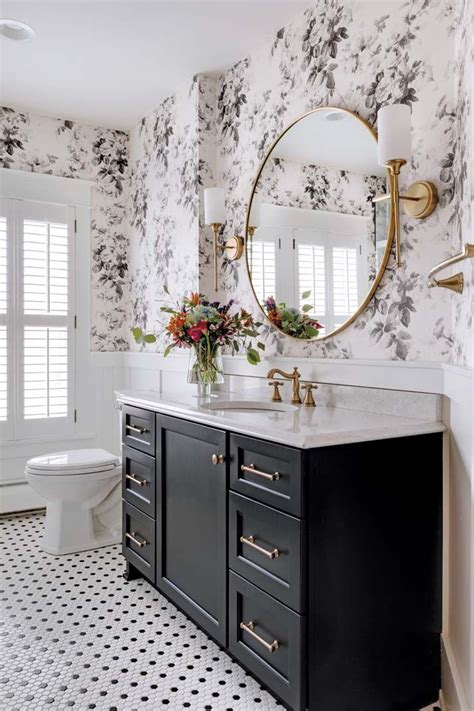 A Black-and-White Bathroom Beauty in Rochester - Midwest Home | Bathroom interior design ...