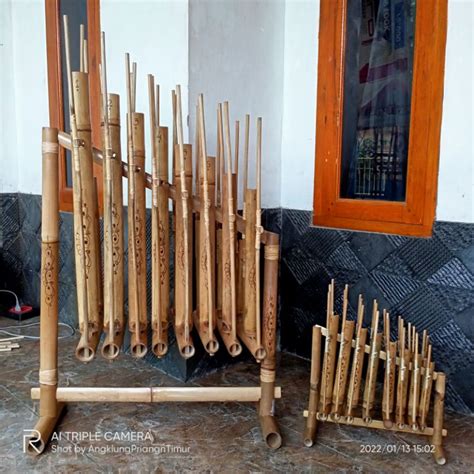 Jual Angklung Sarinande 2 Oktaf 8 Nada Sedang Besar And Tinggi