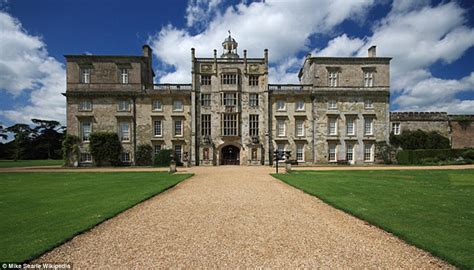 Tourists Can Now Stay At Britains Most Magnificent Stately Homes For