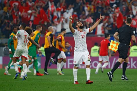 Last Minute Own Goal Puts Tunisia Into Fifa Arab Cup Final