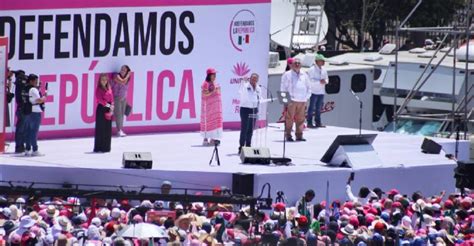 Así se vivió minuto a minuto la marcha Marea Rosa en el Zócalo CDMX