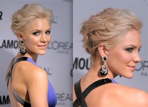 18 Pretty Updos For Short Hair Clever Tricks With A Handful Of Hairgrips Pop Haircuts