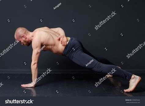 Fitness Man Naked Torso Doing Push Ups Stock Photo 393095422 Shutterstock