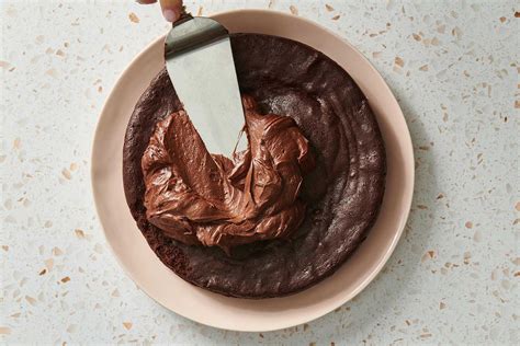 How To Make Chocolate Ganache — The Mom 100